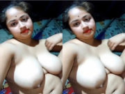 Hot Indian Bhabhi Showing Big Boobs and Pussy